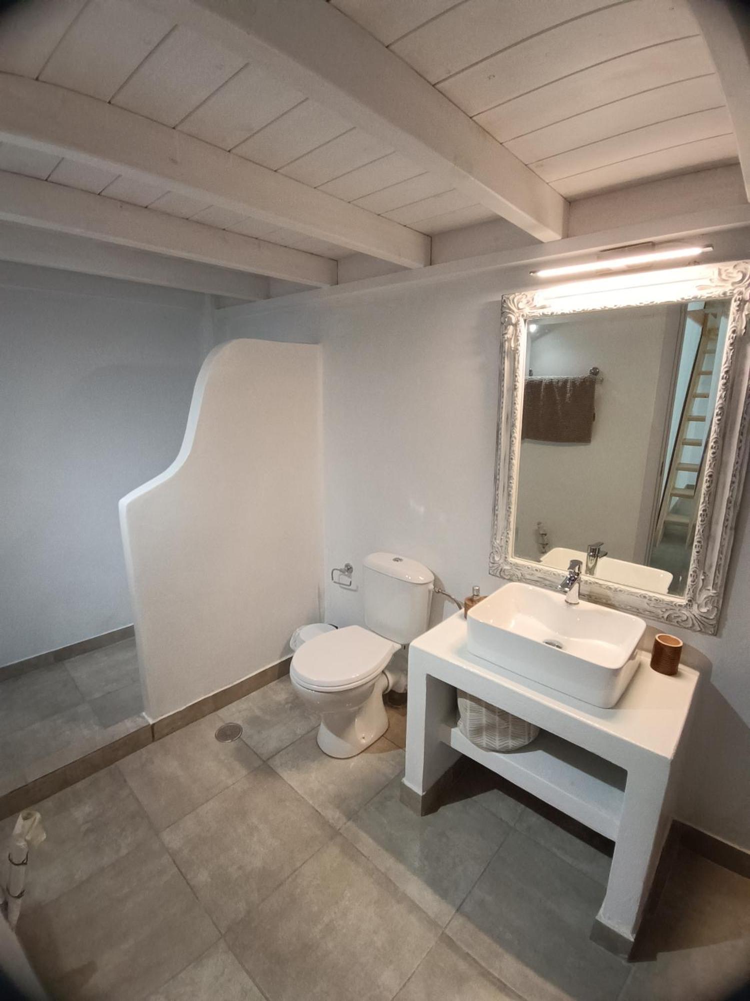 Tinos Youth Apartment Экстерьер фото